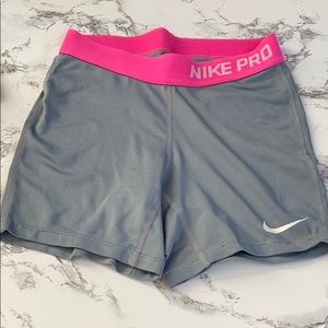 Girls Grey Nike Pros 4”
